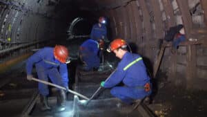 Mơ thấy đào mỏ đánh con gì? Nằm mơ thấy hầm mỏ